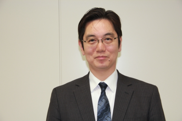花房 規男